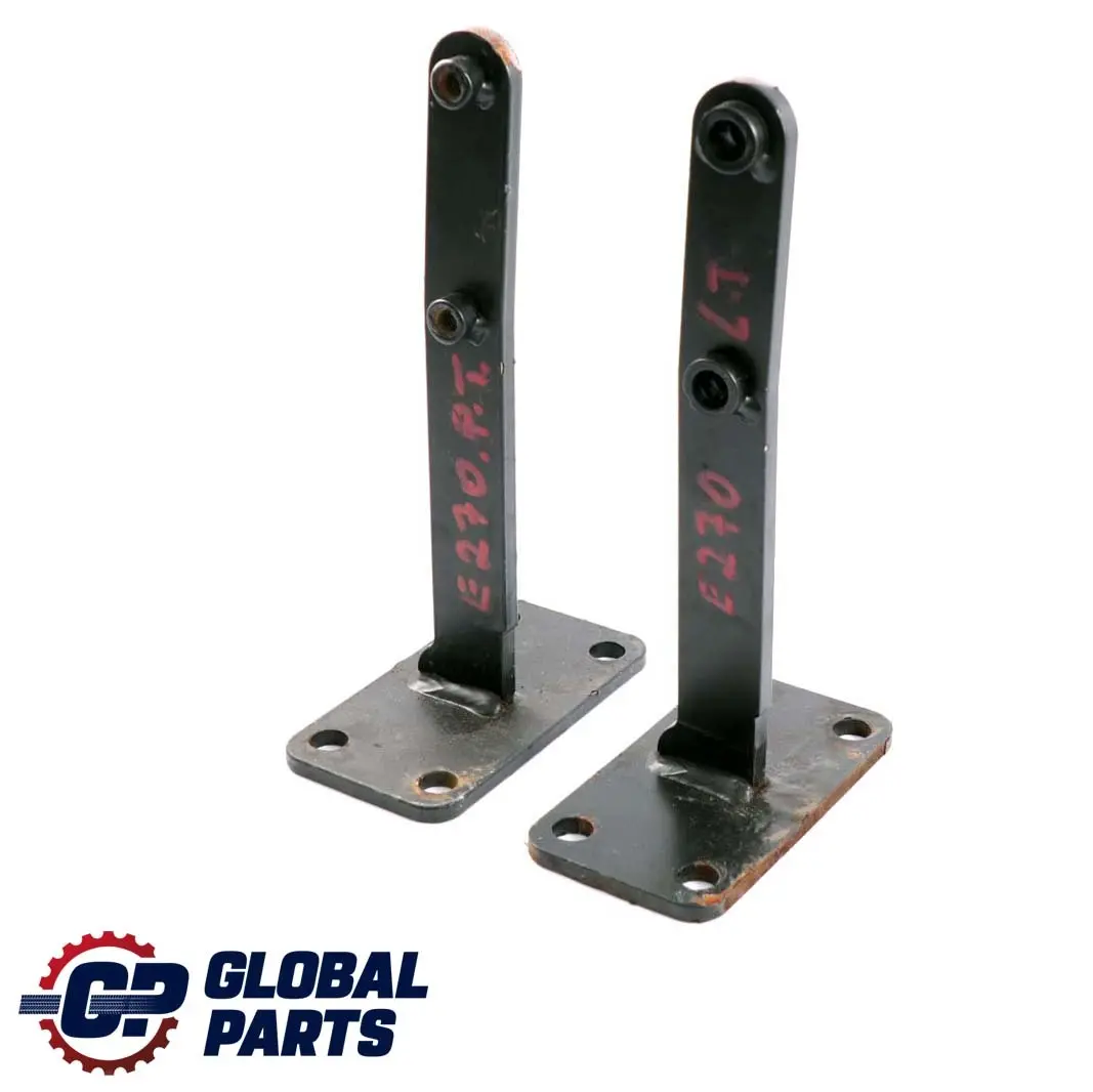  Mercedes-Benz W211 Berlina Gancio di Traino Orientabile Supporto Set - SKU A2113100095-1 - Numero di parte A2113100095