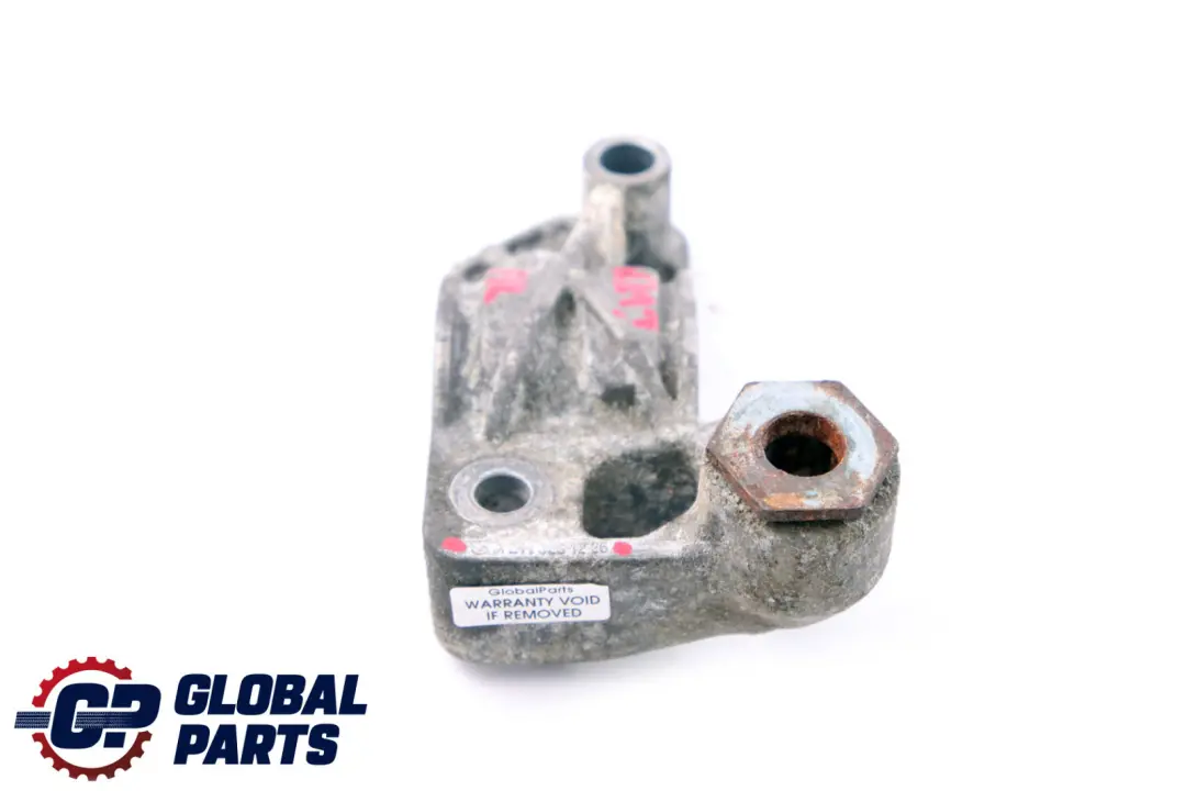 Mercedes E W211 Avant Anti- Arceau de Securite Droite Support Clamp - SKU A2113231226 - Numéro de pièce A2113231226