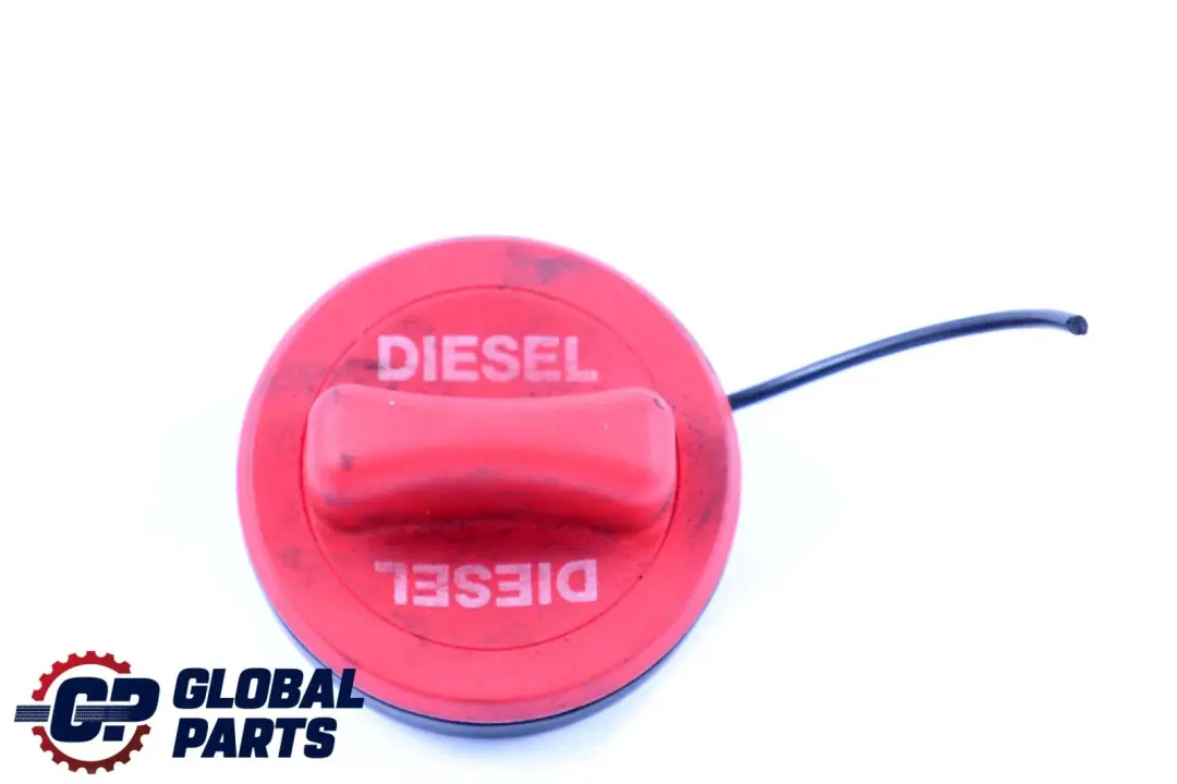 Mercedes-Benz W204 C209 Tapa del depósito de combustible Diesel para con número de pieza A2114700805 Mercedes-Benz W204 C209 Tapa del depósito de combustible Diesel - SKU A2114700805 - Número de pieza A2114700805