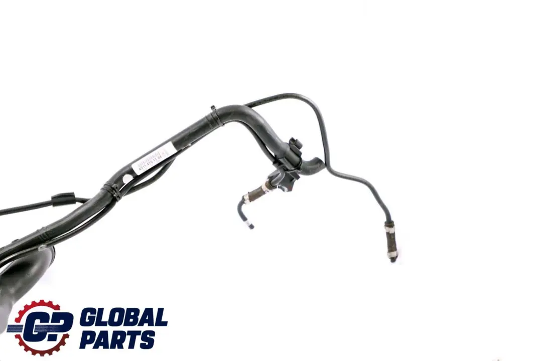 Filler Neck Pipe Hose A2114701164 to Mercedes E S211 Touring Petrol Fuel Tank with Part number A2114701520 Mercedes E S211 Touring Petrol Fuel Tank Filler Neck Pipe Hose A2114701164 - SKU A2114701520 - Part number A2114701520