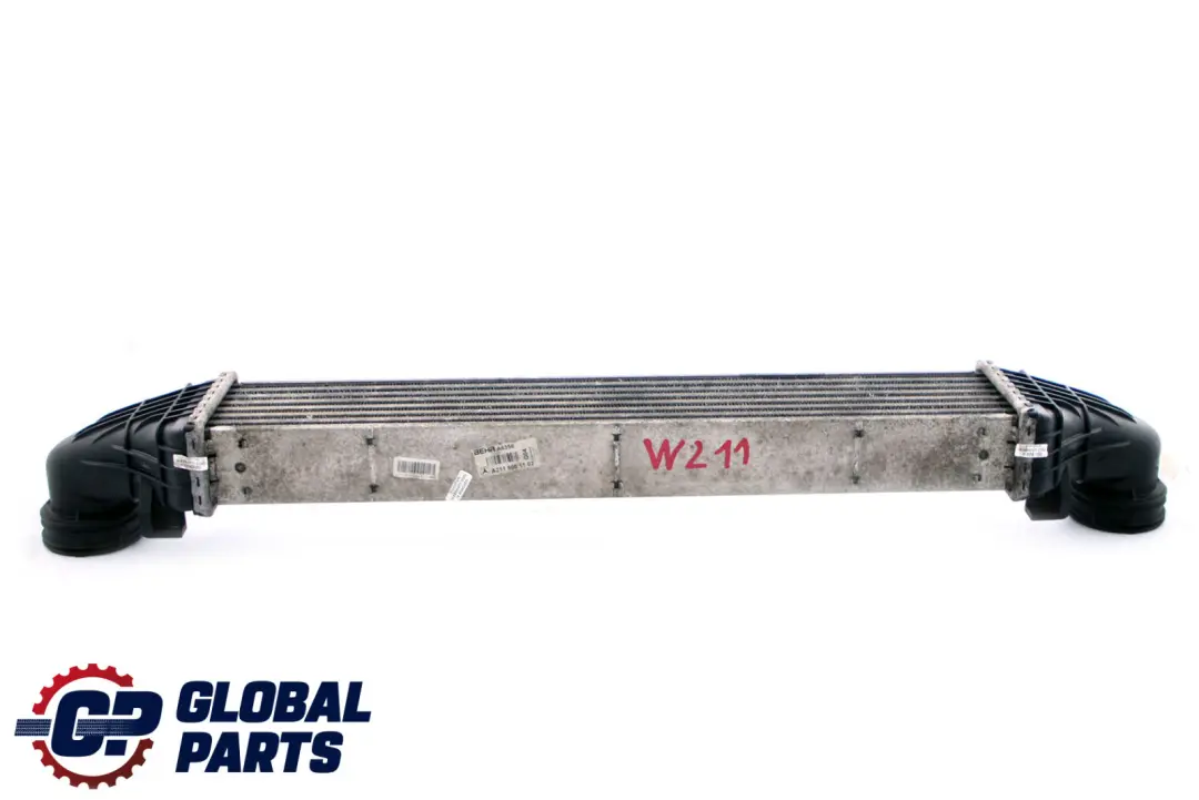 E270 CDI E320 CDI Intercooler Enfriador de Carga de Aire Radiador para Mercedes W211 con número de pieza A2115001102 Mercedes W211 E270 CDI E320 CDI Intercooler Enfriador de Carga de Aire Radiador - SKU A2115001102 - Número de pieza A2115001102