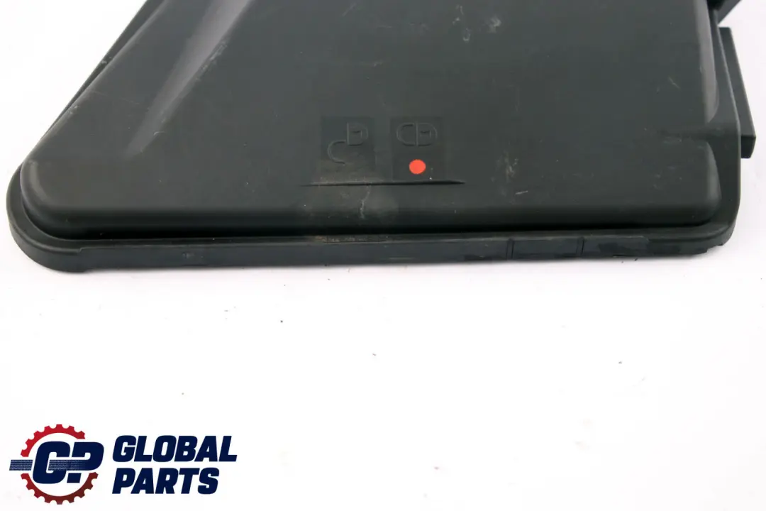 Mercedes S211 W211 Tapa de la caja de fusibles Frontal - SKU A2115400082 - Número de pieza A2115400082