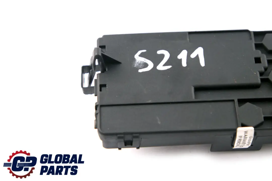 Mercedes-Benz E-Class S211 W211 Fuse Box Terminal Connection Unit to with Part number A2115452301 Mercedes-Benz E-Class S211 W211 Fuse Box Terminal Connection Unit - SKU A2115452301 - Part number A2115452301