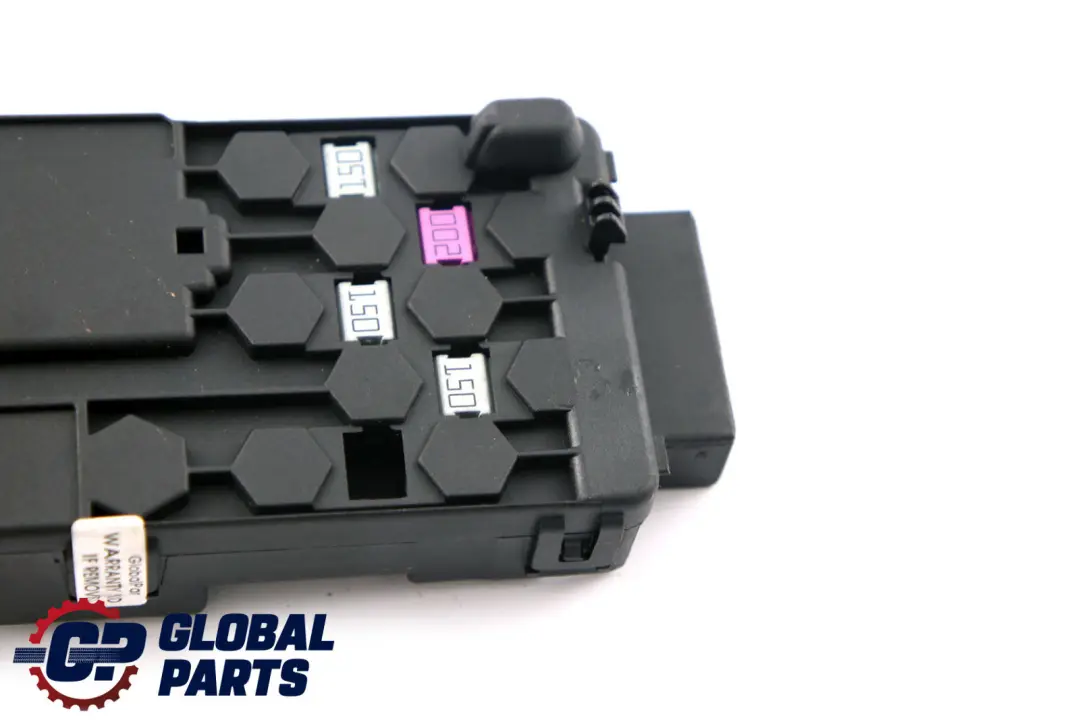 Blok zacisków bezpieczników do Mercedes S211 W211 o numerze A2115452301 Mercedes S211 W211 Blok zacisków bezpieczników - SKU A2115452301 - Numer Części A2115452301