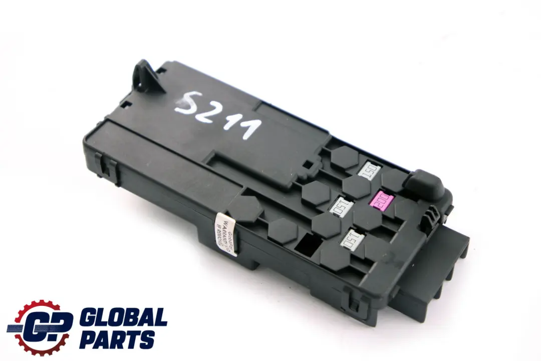 Mercedes-Benz E-Class S211 W211 Fuse Box Terminal Connection Unit to with Part number A2115452301 Mercedes-Benz E-Class S211 W211 Fuse Box Terminal Connection Unit - SKU A2115452301 - Part number A2115452301