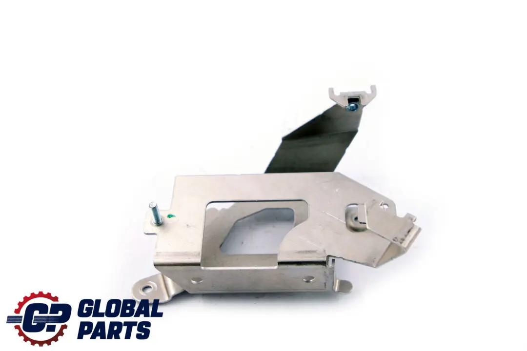 Support Module Commande Coffre Gauche Mercedes CLS W211 W219 pour à propos du numéro de pièce A2115456340 Support Module Commande Coffre Gauche Mercedes CLS W211 W219 - SKU A2115456340 - Numéro de pièce A2115456340