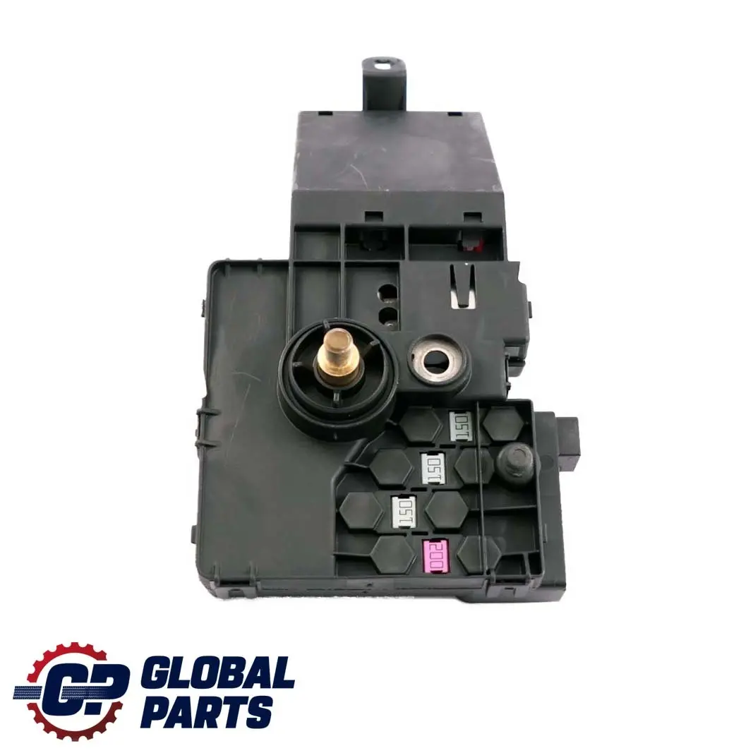 Mercedes-Benz E-Class W211 Battery Positive Connector Fuse Box to with Part number A2115461141 Mercedes-Benz E-Class W211 Battery Positive Connector Fuse Box - SKU A2115461141 - Part number A2115461141