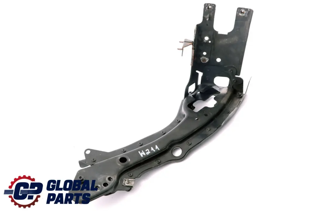 Mercedes-Benz W211 A L'Avant Gauche Support de Phare pour à propos du numéro de pièce A2116200316 Mercedes-Benz W211 A L'Avant Gauche Support de Phare - SKU A2116200316 - Numéro de pièce A2116200316