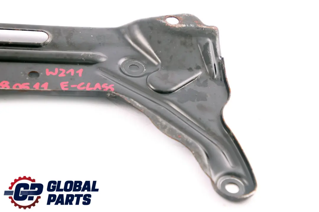 Piastra supporto cremagliera del servosterzo per Mercedes W211 C219 con numero di parte A2116280511 Mercedes W211 C219 Piastra supporto cremagliera del servosterzo - SKU A2116280511 - Numero di parte A2116280511