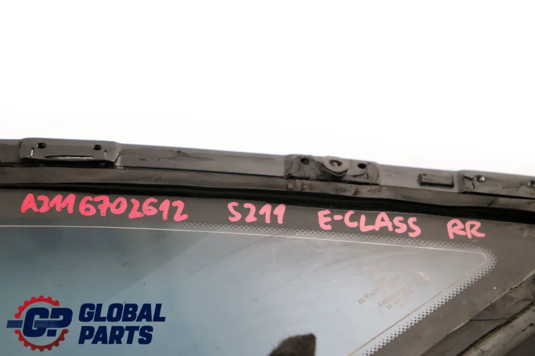 Mercedes-Benz E-Klasse S211 Kombi Hinten Rechts Glas Scheibe AS3 für mit Teilenummer A2116702612 Mercedes-Benz E-Klasse S211 Kombi Hinten Rechts Glas Scheibe AS3 - SKU A2116702612 - Teilenummer A2116702612