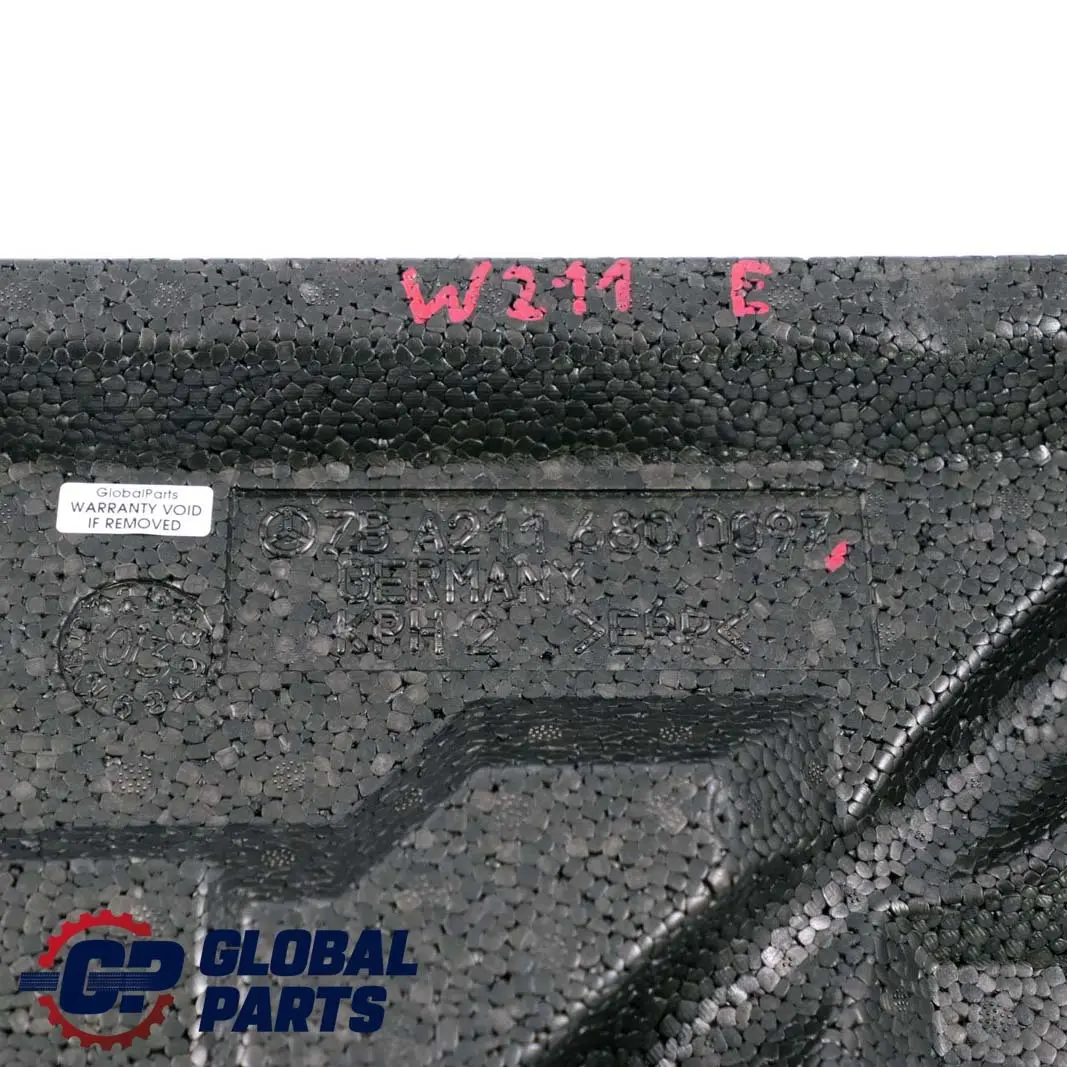 Embellecedor del Panel de Refuerzo Suelo Maletero para Mercedes W211 con número de pieza A2116800097 Mercedes W211 Embellecedor del Panel de Refuerzo Suelo Maletero - SKU A2116800097 - Número de pieza A2116800097