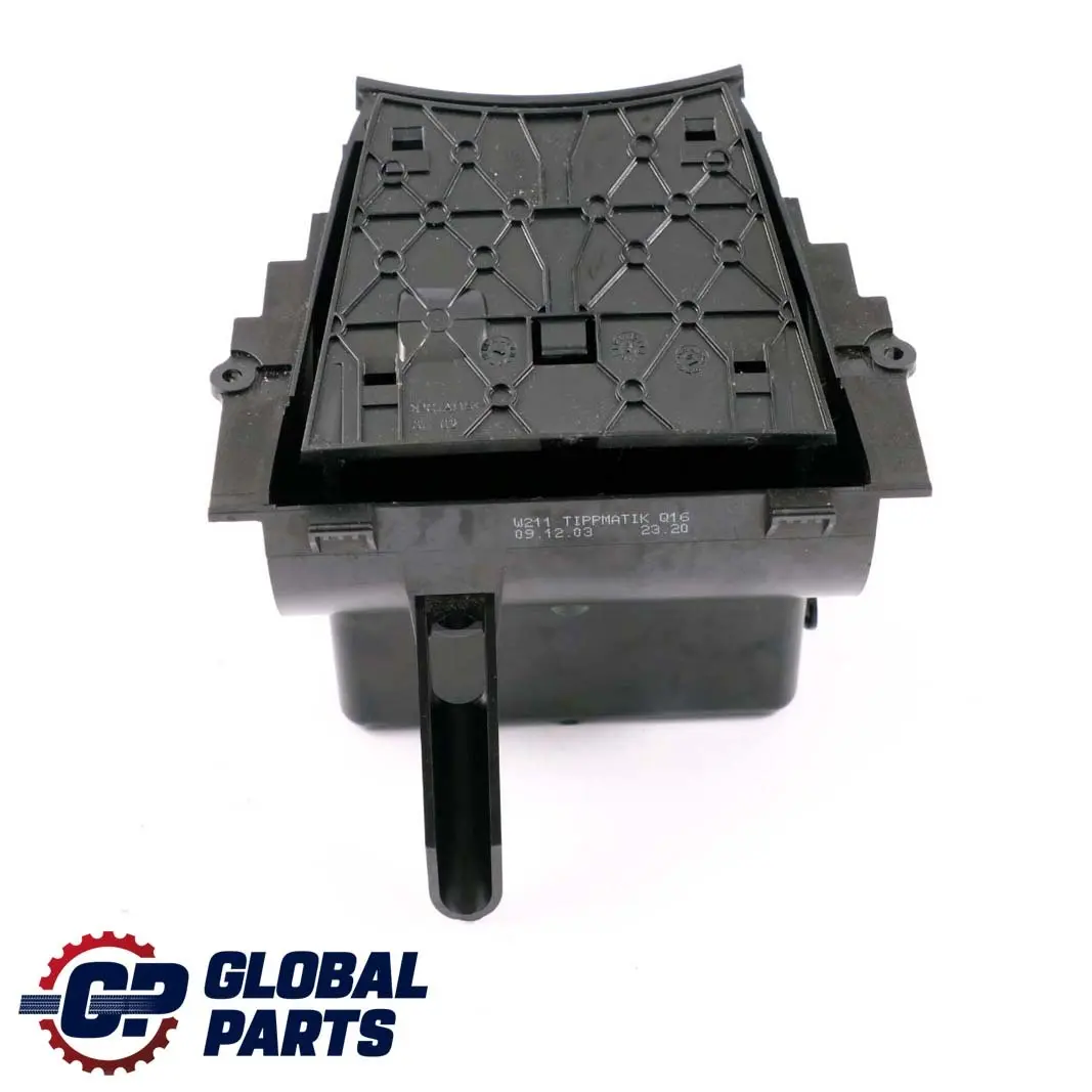 Mercedes-Benz W211 S211 etagere Cendrier Console Centrale pour à propos du numéro de pièce A2116800350 Mercedes-Benz W211 S211 etagere Cendrier Console Centrale - SKU A2116800350-1 - Numéro de pièce A2116800350