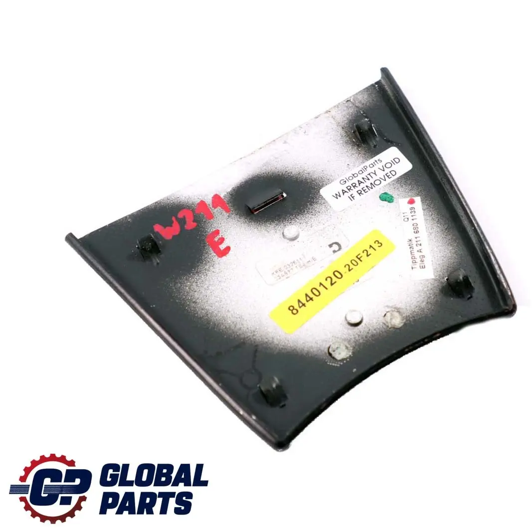 Mercedes-Benz E S211 W211 Portacenere Coperchio Trim Console Legno per con numero di parte A2116801139 Mercedes-Benz E S211 W211 Portacenere Coperchio Trim Console Legno - SKU A2116801139 - Numero di parte A2116801139