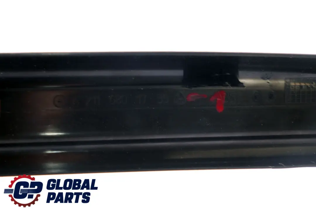 Coperchio rivestimento guida anteriore sinistra nero per Mercedes S211 con numero di parte A2116801735 Mercedes S211 Coperchio rivestimento guida anteriore sinistra nero - SKU A2116801735-1 - Numero di parte A2116801735