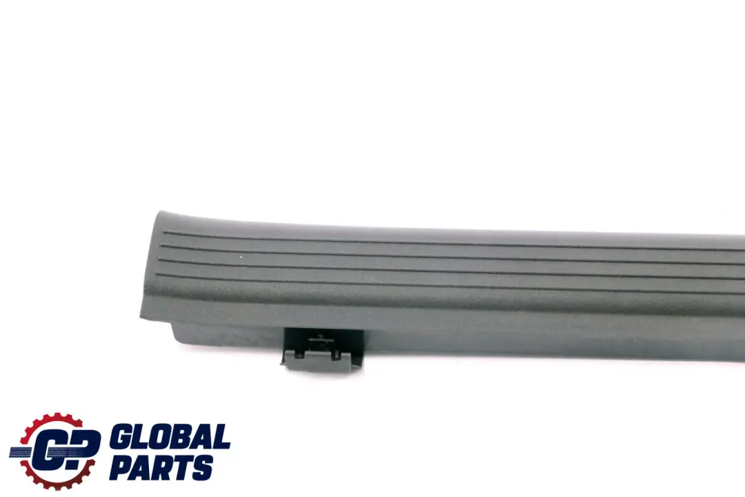 Clase E S211 Interior Delantero Derecho Rail Tapa Negro para Mercedes con número de pieza A2116801835 Mercedes Clase E S211 Interior Delantero Derecho Rail Tapa Negro - SKU A2116801835 - Número de pieza A2116801835