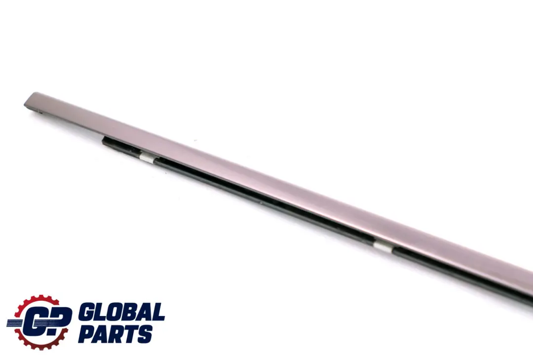 Mercedes W211 S211 Burlete de puerta delantera derecha - SKU A2116900480 - Número de pieza A2116900480