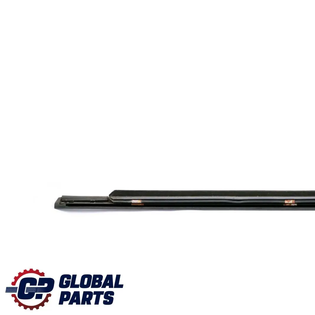 Mercedes-Benz W211 Baguette de Caisson Bandes Decoratives Porte Arriere Droite pour à propos du numéro de pièce A2116900680 Mercedes-Benz W211 Baguette de Caisson Bandes Decoratives Porte Arriere Droite - SKU A2116900680 - Numéro de pièce A2116900680