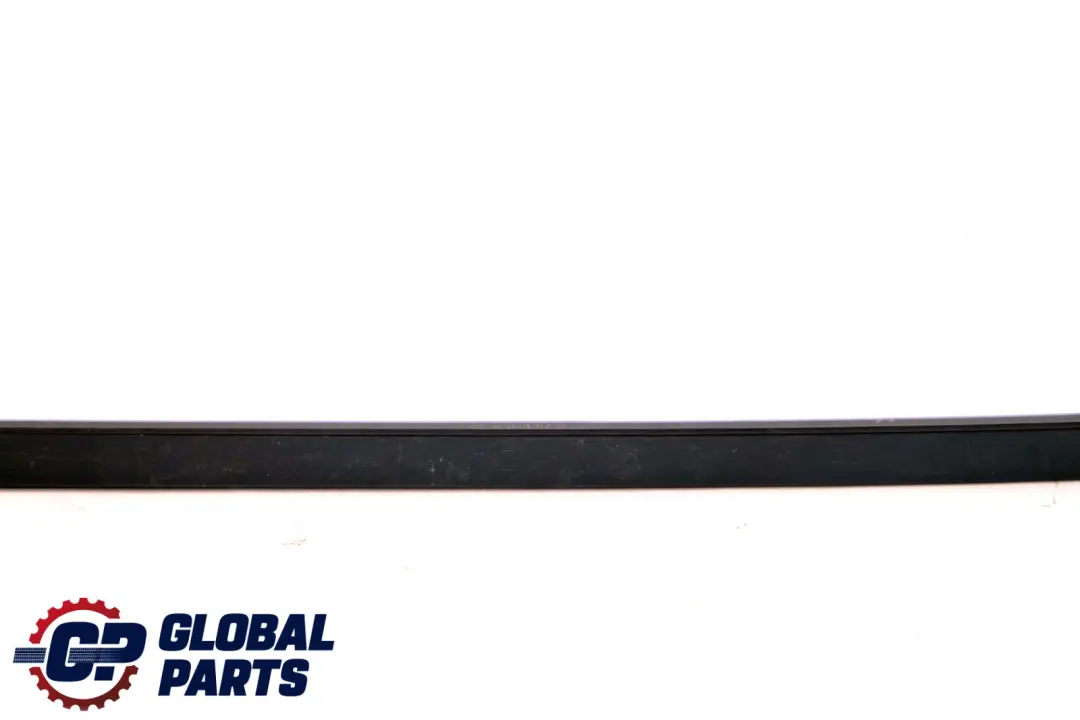 Mercedes E-Klasse S211 Kombi Zierleiste Vorne Right Frontscheibe - SKU A2116901882 - Teilenummer A2116901882