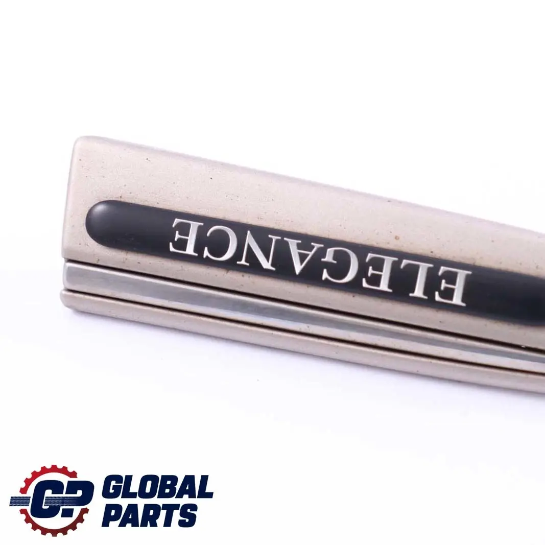 Banda Moldura Aleta Delantera Izquierda Travertine Beige para Mercedes S211 W211 con número de pieza A2116902762 Mercedes S211 W211 Banda Moldura Aleta Delantera Izquierda Travertine Beige - SKU A2116902762-TRB - Número de pieza A2116902762