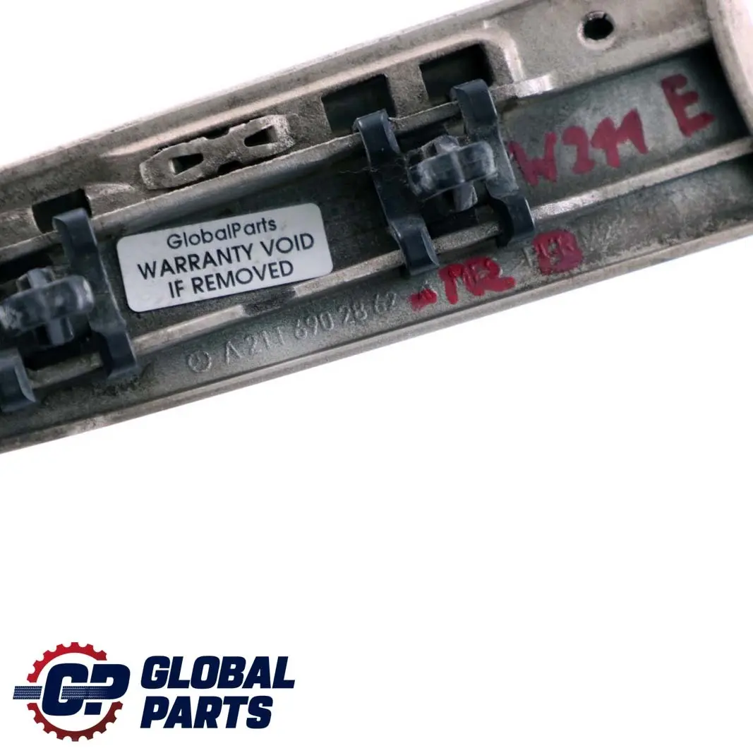 Listwa Błotnika Prawy Beżowy do Mercedes S211 W211 o numerze A2116902862 Mercedes S211 W211 Listwa Błotnika Prawy Beżowy - SKU A2116902862-TRB - Numer Części A2116902862