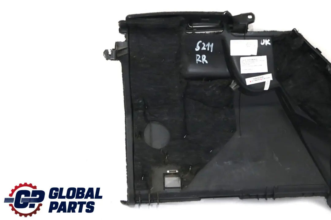 Clase E S211 Cubremaletero Trasero Derecho Negro para Mercedes con número de pieza A2116905053 Mercedes Clase E S211 Cubremaletero Trasero Derecho Negro - SKU A2116905053 - Número de pieza A2116905053