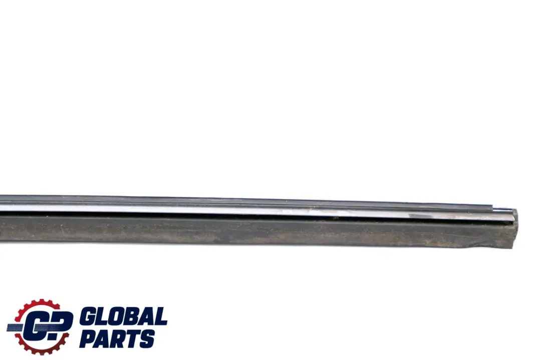 Mercedes-Benz E-Klasse S211 Kombi Wasserfangleiste Vorne Rechts - SKU A2116909262 - Teilenummer A2116909262