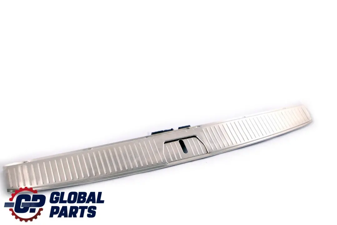 Coperchio bagagliaio Stivale carico cromato per Mercedes S211 Touring con numero di parte A2116980089 Mercedes S211 Touring Coperchio bagagliaio Stivale carico cromato - SKU A2116980089 - Numero di parte A2116980089