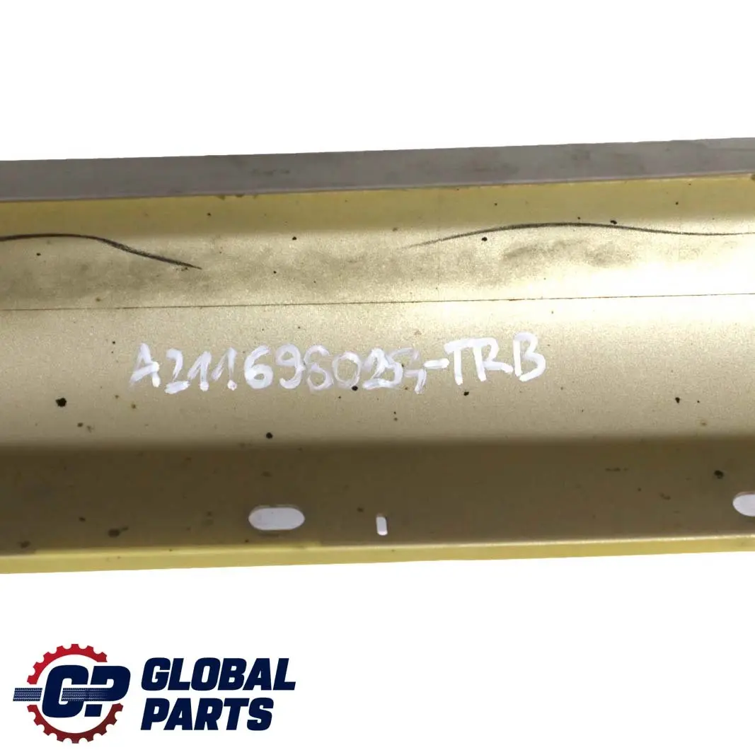 Mercedes-Benz E-Klasse W211 Schwellerleiste Blende Links Travertinbeige - 693 für mit Teilenummer A2116980254 Mercedes-Benz E-Klasse W211 Schwellerleiste Blende Links Travertinbeige - 693 - SKU A2116980254-TRB - Teilenummer A2116980254