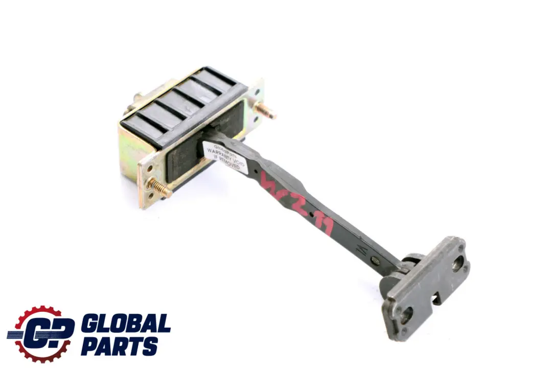 Puerta Delantera Check Strap Stop Limitador De Apertura para Mercedes W211 S211 con número de pieza A2117200116 Mercedes W211 S211 Puerta Delantera Check Strap Stop Limitador De Apertura - SKU A2117200116 - Número de pieza A2117200116