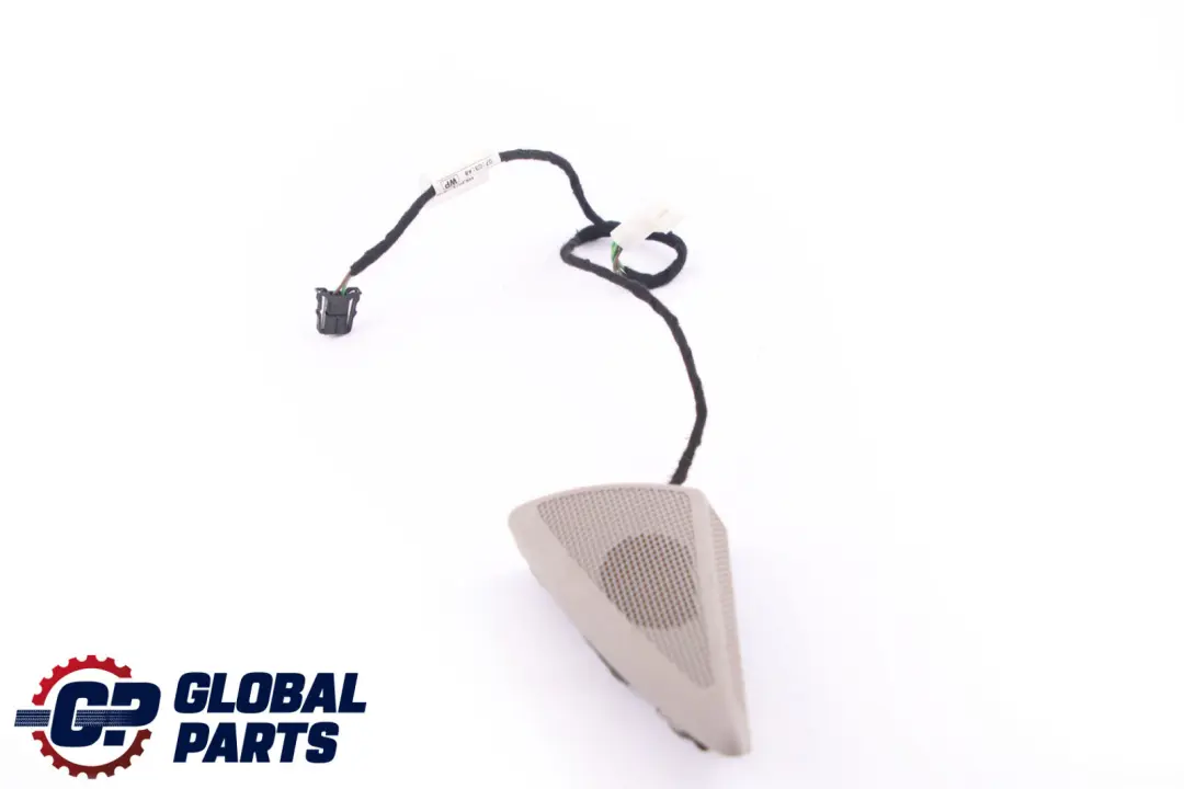 E-Klasse S211 Lautsprecher Box Lautsprecherblende Links für Mercedes mit Teilenummer A2117250198 Mercedes E-Klasse S211 Lautsprecher Box Lautsprecherblende Links - SKU A2117250198 - Teilenummer A2117250198