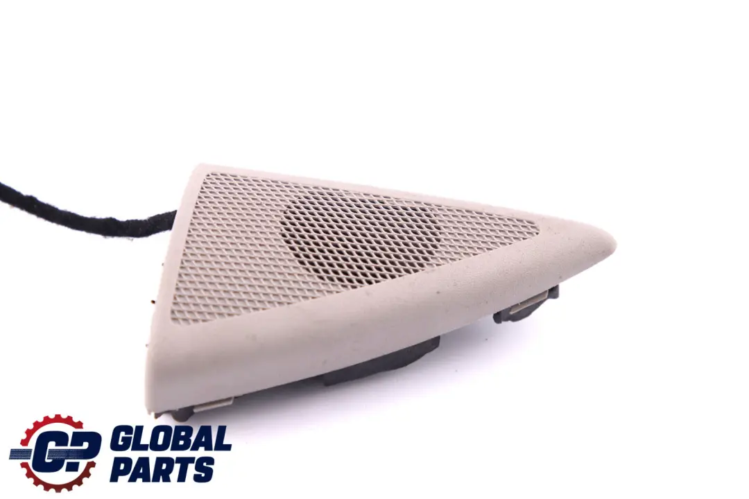 E-Klasse S211 Lautsprecher Box Lautsprecherblende Links für Mercedes mit Teilenummer A2117250198 Mercedes E-Klasse S211 Lautsprecher Box Lautsprecherblende Links - SKU A2117250198 - Teilenummer A2117250198