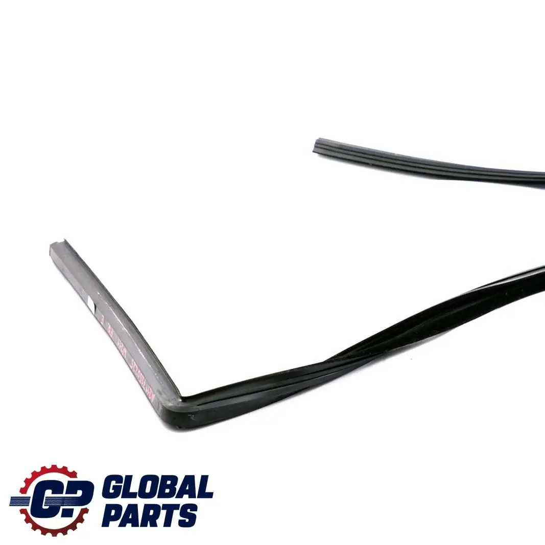 Puerta Delantera Derecha Ventana Guía Junta de Sellado para Mercedes W211 con número de pieza A2117250225 Mercedes W211 Puerta Delantera Derecha Ventana Guía Junta de Sellado - SKU A2117250225 - Número de pieza A2117250225