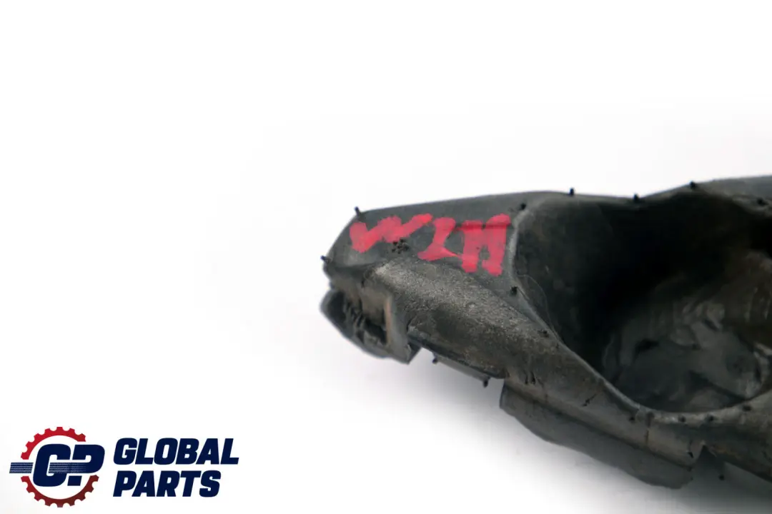 Classe E S211 W211 Anteriore Destro Specchio Triangolare Guarnizione per Mercedes con numero di parte A2117250298 Mercedes Classe E S211 W211 Anteriore Destro Specchio Triangolare Guarnizione - SKU A2117250298 - Numero di parte A2117250298