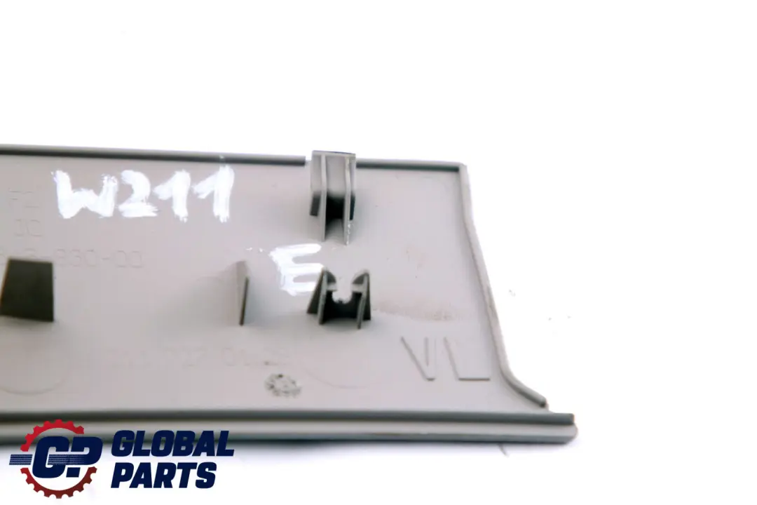 Panneau d'habillage de l'accoudoir carte porte avant gauche pour Mercedes W211 S211 à propos du numéro de pièce A2117270128 Mercedes W211 S211 Panneau d'habillage de l'accoudoir carte porte avant gauche - SKU A2117270128 - Numéro de pièce A2117270128