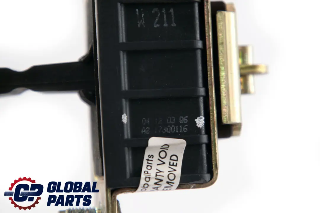 Mercedes-Benz W211 S211 Porta Fermaporte Freni Porta Cinturino Posteriore per con numero di parte A2117300116 Mercedes-Benz W211 S211 Porta Fermaporte Freni Porta Cinturino Posteriore - SKU A2117300116 - Numero di parte A2117300116