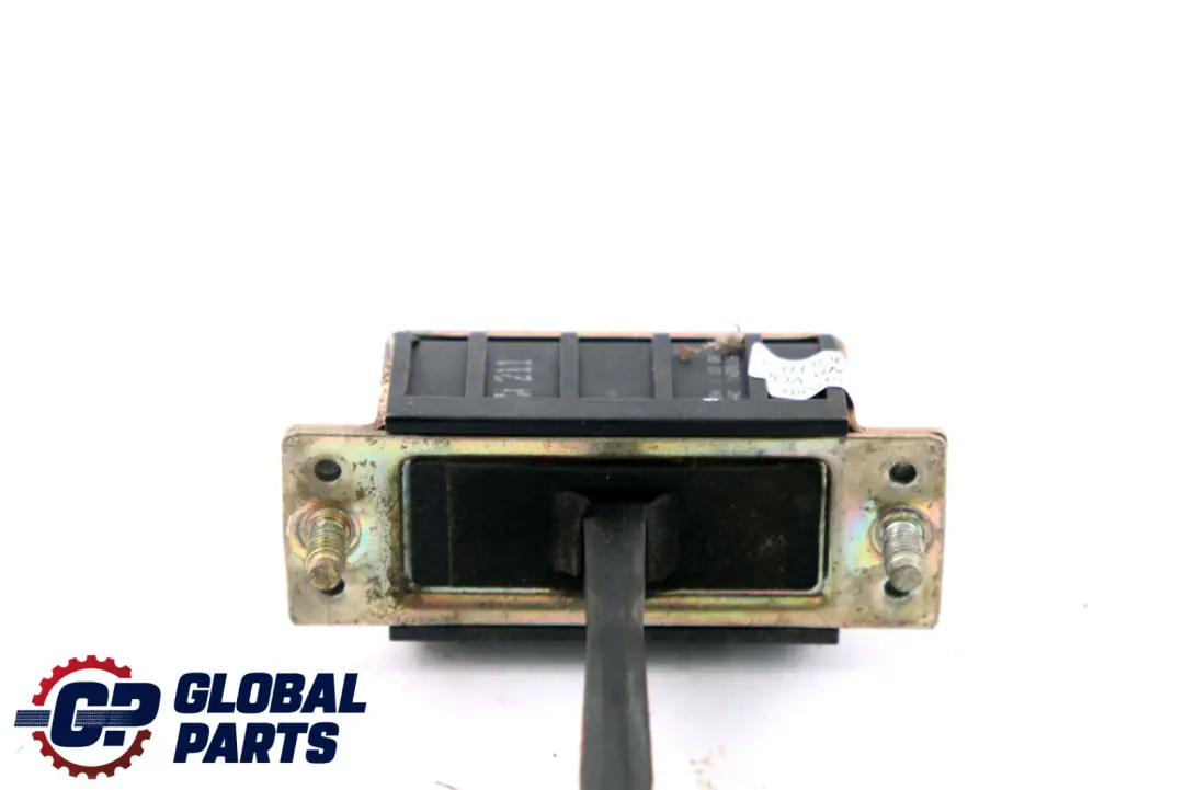  Mercedes-Benz W211 S211 Porta Fermaporte Freni Porta Cinturino Posteriore - SKU A2117300116 - Numero di parte A2117300116
