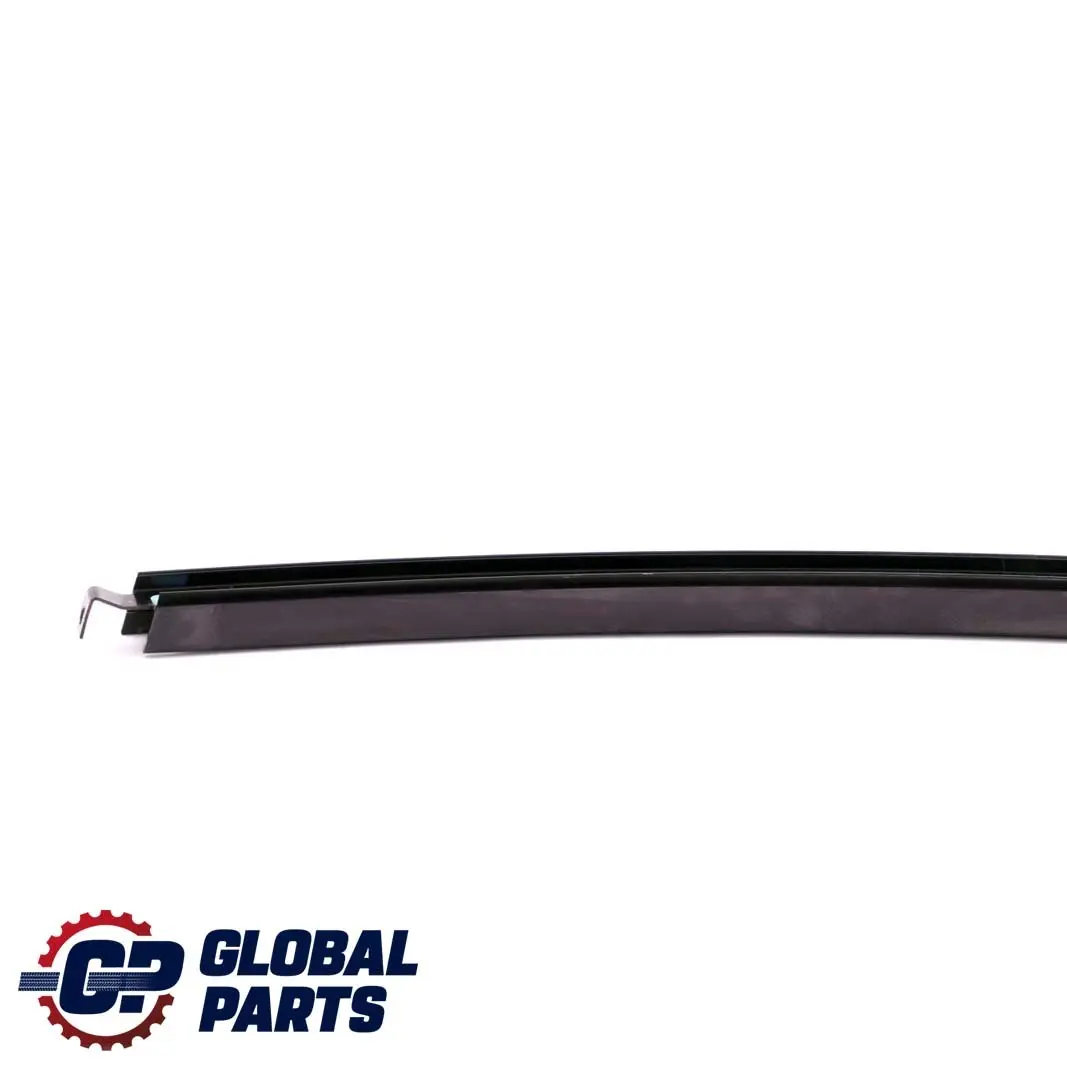Guida finestrino posteriore destro O/S Trim Cover per Mercedes W211 con numero di parte A2117300219 Mercedes W211 Guida finestrino posteriore destro O/S Trim Cover - SKU A2117300219 - Numero di parte A2117300219