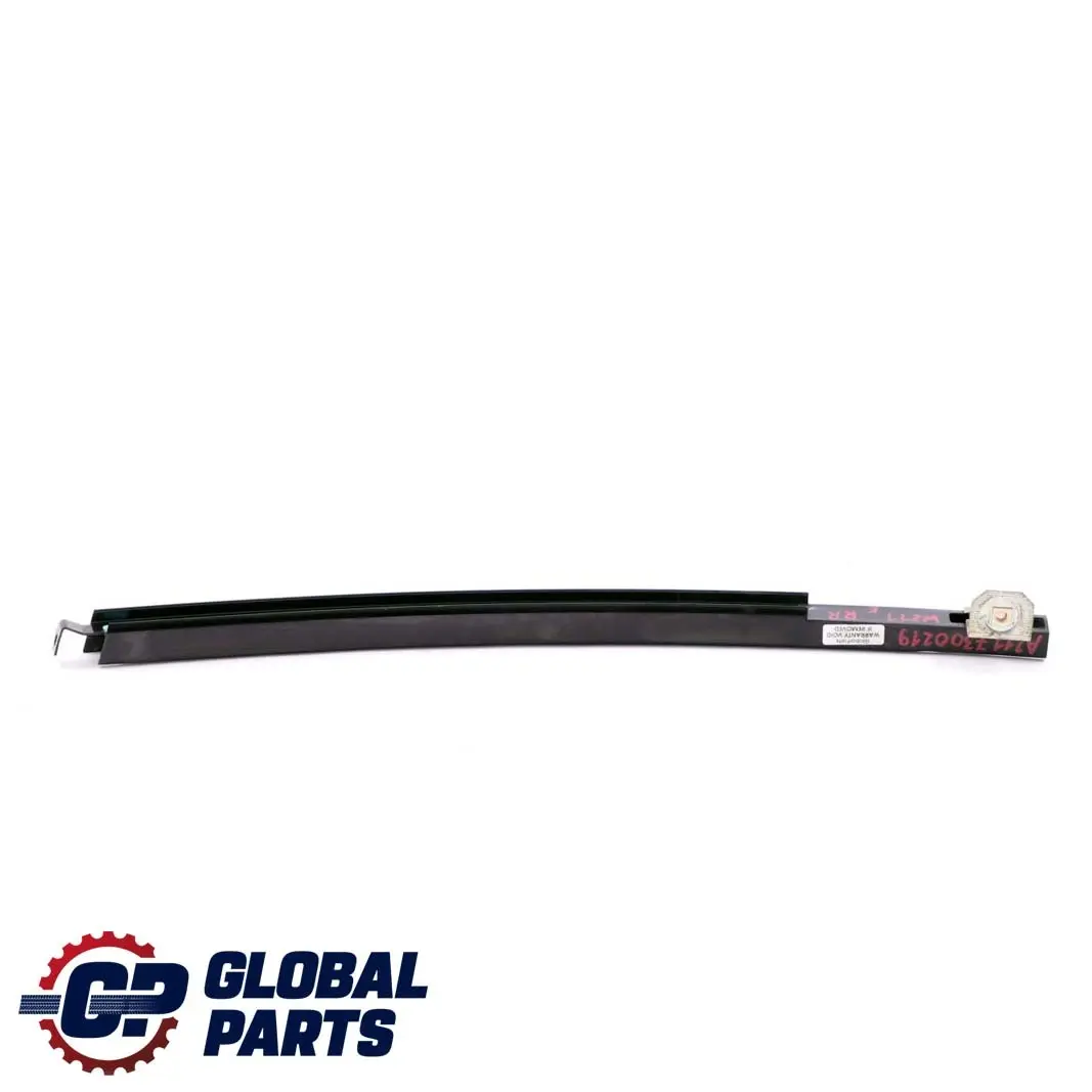 Mercedes W211 Guida finestrino posteriore destro O/S Trim Cover - SKU A2117300219 - Numero di parte A2117300219