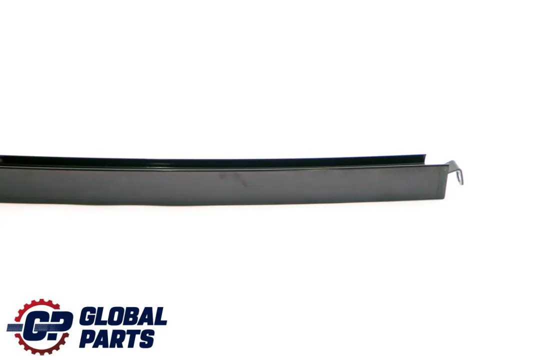 Panneau de guidage de la fenêtre arrière droite pour Mercedes S211 W211 à propos du numéro de pièce A2117300419 Mercedes S211 W211 Panneau de guidage de la fenêtre arrière droite - SKU A2117300419 - Numéro de pièce A2117300419