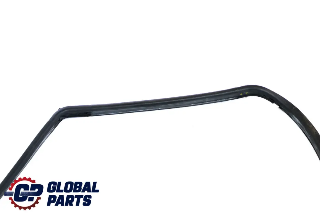 Mercedes S211 Porte Arrière Droite Fenêtre Guide Joint d'Etanchéité - SKU A2117300478 - Numéro de pièce A2117300478