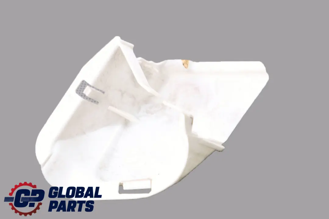 Mercedes W211 Tapa del mecanismo de cierre de la puerta trasera derecha - SKU A2117320221 - Número de pieza A2117320221