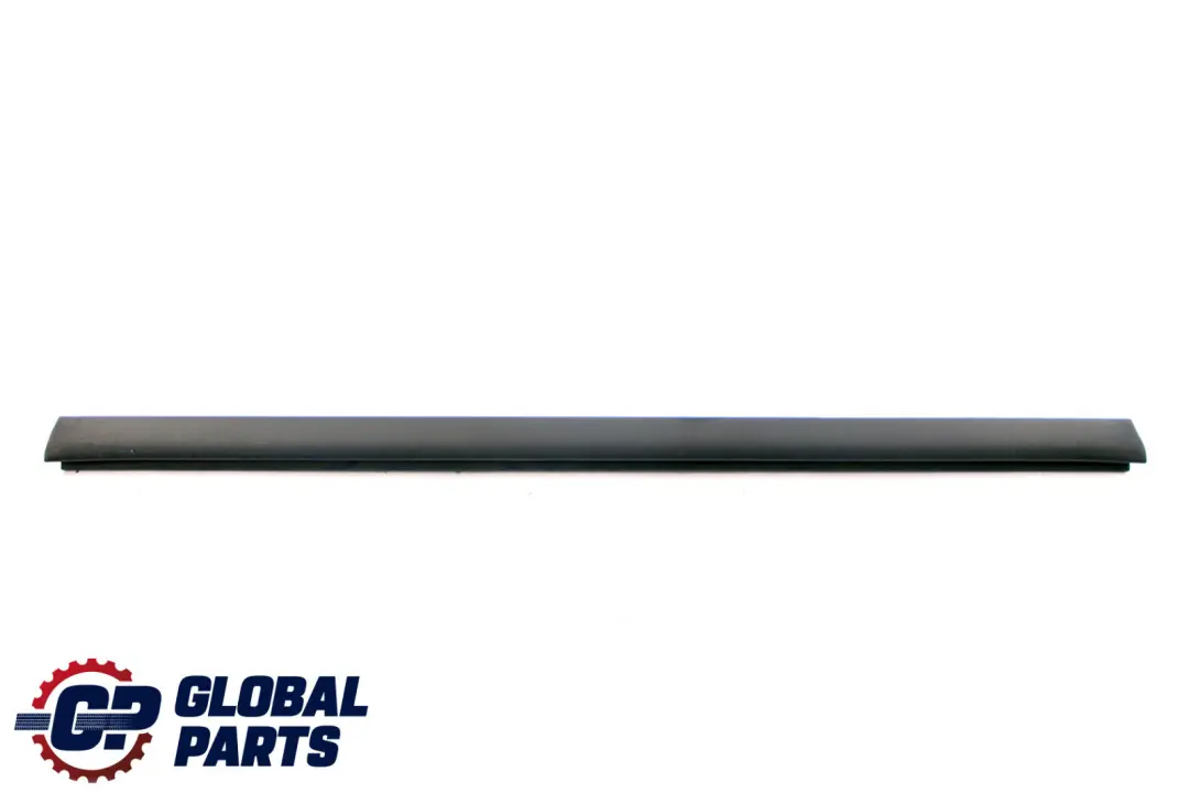 Classe E S211 W211 Abdichtischienen Sinistra Destra Interno per Mercedes con numero di parte A2117350165 Mercedes Classe E S211 W211 Abdichtischienen Sinistra Destra Interno - SKU A2117350165 - Numero di parte A2117350165