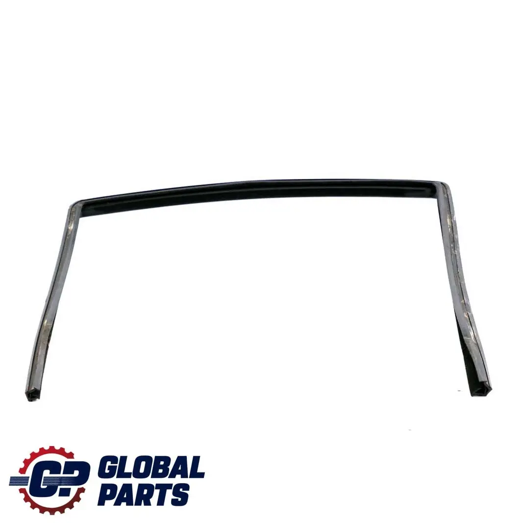 Guarnizione finestrino porta posteriore destra O/S per Mercedes W211 con numero di parte A2117350825 Mercedes W211 Guarnizione finestrino porta posteriore destra O/S - SKU A2117350825 - Numero di parte A2117350825