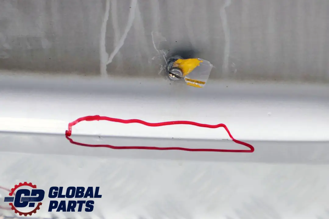 E-KLASA S211 W211 kombi Klapa bagażnika do MERCEDES o numerze A2117400205 MERCEDES E-KLASA S211 W211 kombi Klapa bagażnika - SKU A2117400205-BS - Numer Części A2117400205