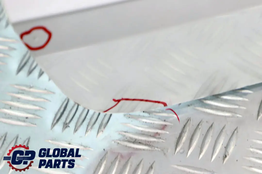 Class S211 Touring Boot Trunk Lid Tailgate Brilliant Silver - 744U to Mercedes E with Part number A2117400205 Mercedes E Class S211 Touring Boot Trunk Lid Tailgate Brilliant Silver - 744U - SKU A2117400205-BS - Part number A2117400205