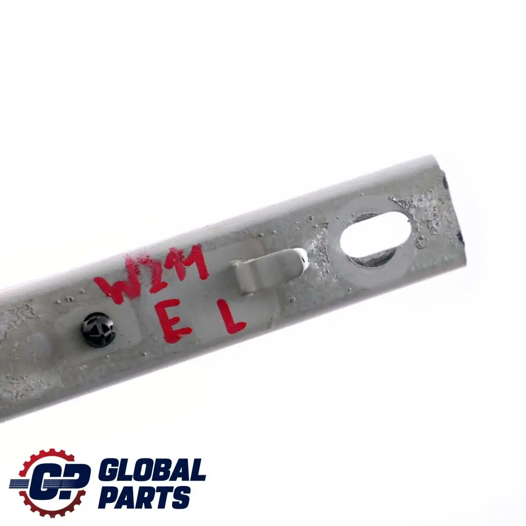 Mercedes-Benz E W211 Trunk Lid Rear Left Hinge Travertine Beige para con número de pieza A2117500128 Mercedes-Benz E W211 Trunk Lid Rear Left Hinge Travertine Beige - SKU A2117500128-TRB - Número de pieza A2117500128