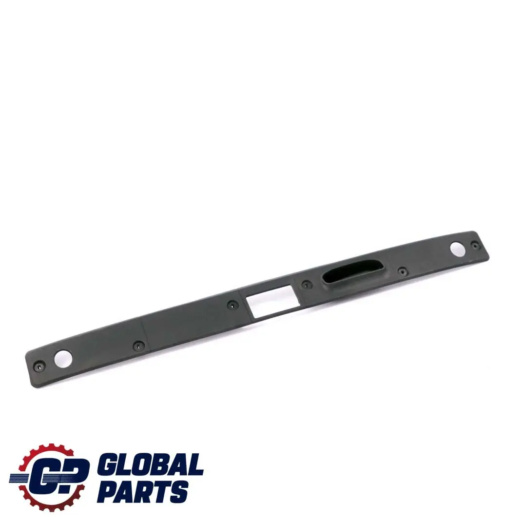 Mercedes-Benz Clase E W211 Embellecedor Tapa Maletero Porton Trasero para con número de pieza A2117500193 Mercedes-Benz Clase E W211 Embellecedor Tapa Maletero Porton Trasero - SKU A2117500193 - Número de pieza A2117500193