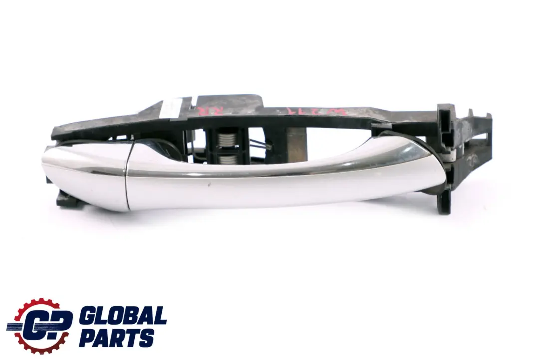 Mercedes-Benz E-Klasse S211 W211 Türgriff Griff Hinten Rechts Brilliant Silver für mit Teilenummer A2117601070 Mercedes-Benz E-Klasse S211 W211 Türgriff Griff Hinten Rechts Brilliant Silver - SKU A2117601070-BS - Teilenummer A2117601070