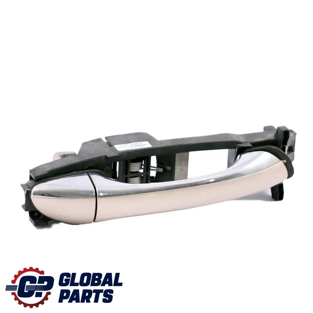 Tirador Puerta Trasera Derecha Travertino Beige Metalizado para Mercedes E S211 W211 con número de pieza A2117601070 Mercedes E S211 W211 Tirador Puerta Trasera Derecha Travertino Beige Metalizado - SKU A2117601070-TRB - Número de pieza A2117601070