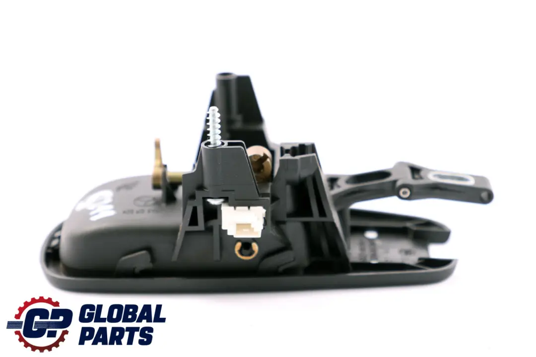 Mercedes-Benz E-Class S211 Touring Rear Trunk Gate Handle Tailgate to with Part number A2117660191 Mercedes-Benz E-Class S211 Touring Rear Trunk Gate Handle Tailgate - SKU A2117660191 - Part number A2117660191